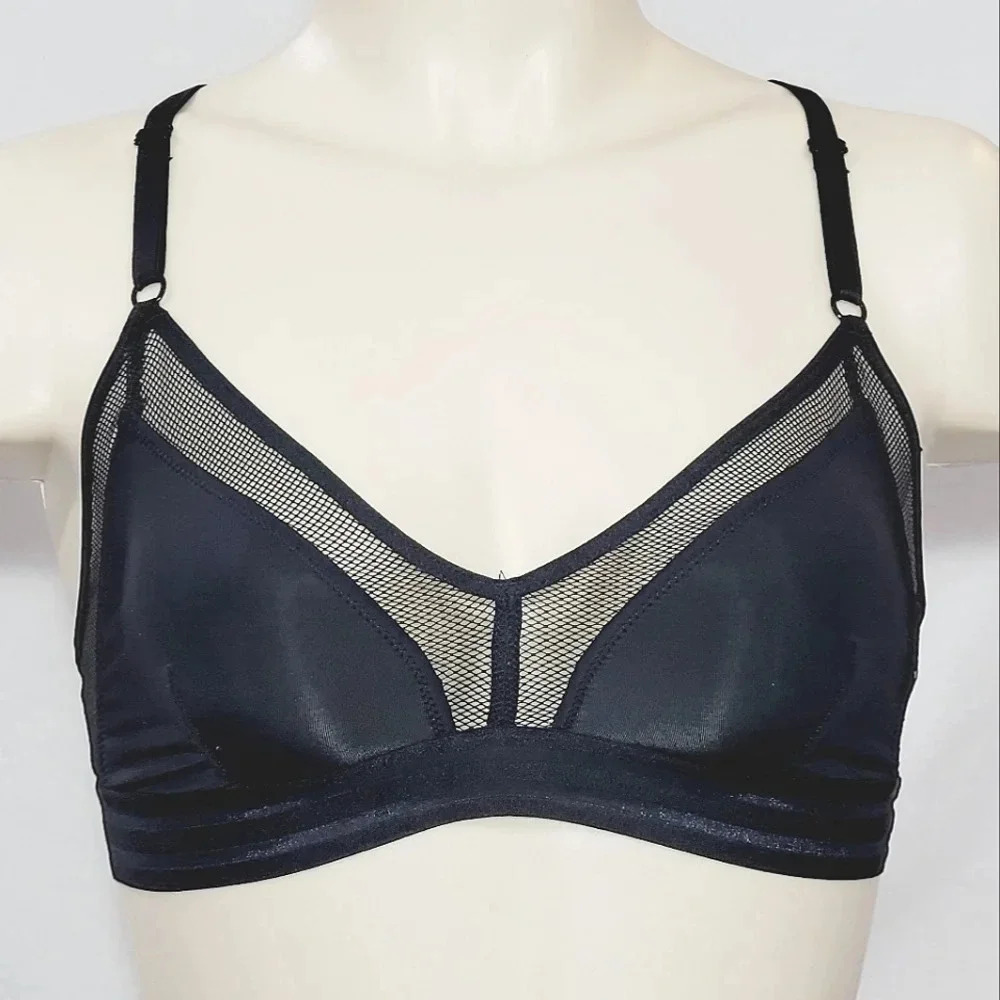 SMALL Xhilaration Sporty Mesh Racer Bralette Black ‎ New with Tags